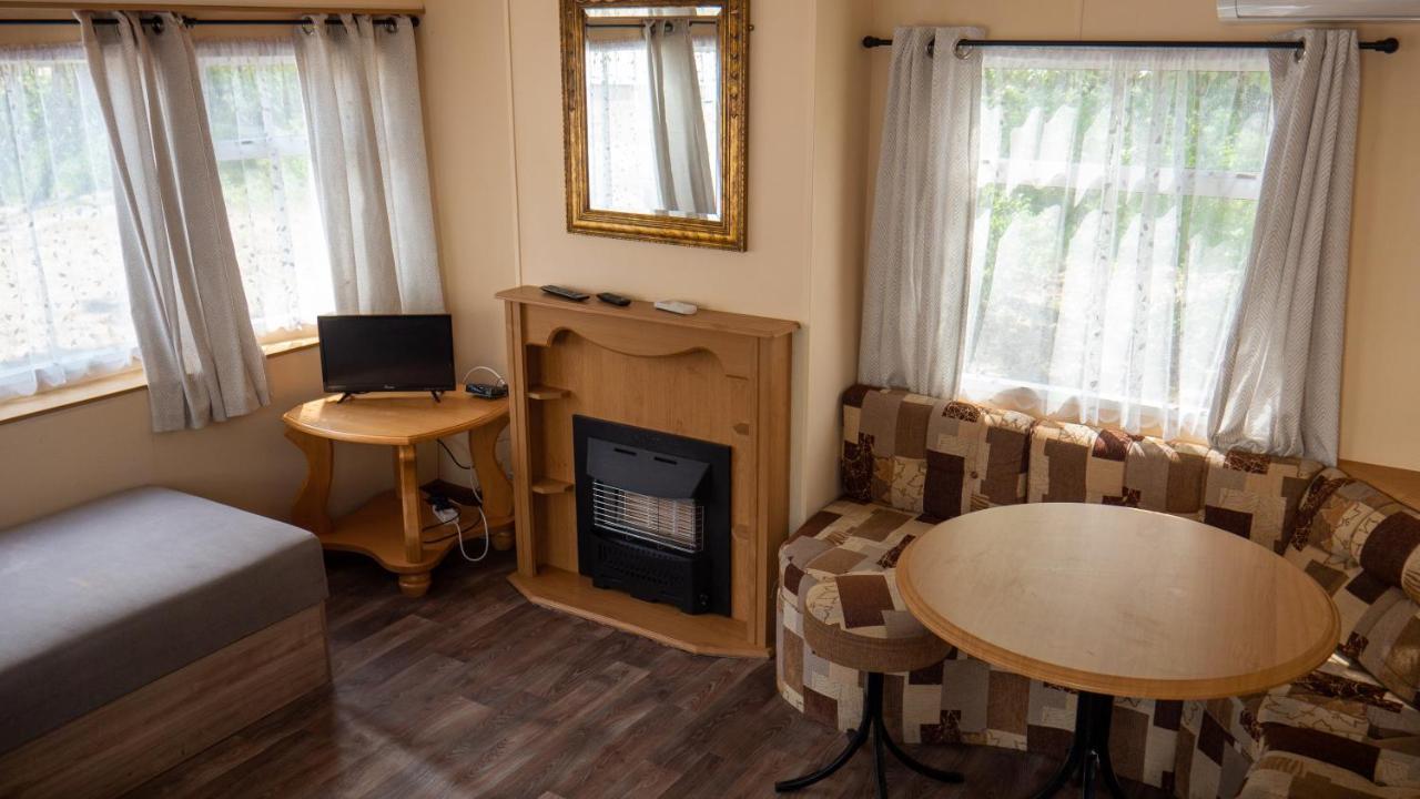 Galeria Prl Hotel Borne Sulinowo Kültér fotó